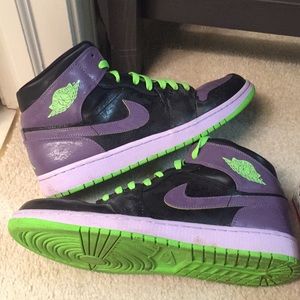 jordan 1 joker glow in the dark